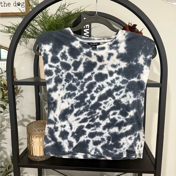 Hudson Jeans Women's Monochrome Tie-Dye Muscle Tee size 8/10 - Picture 1 of 8